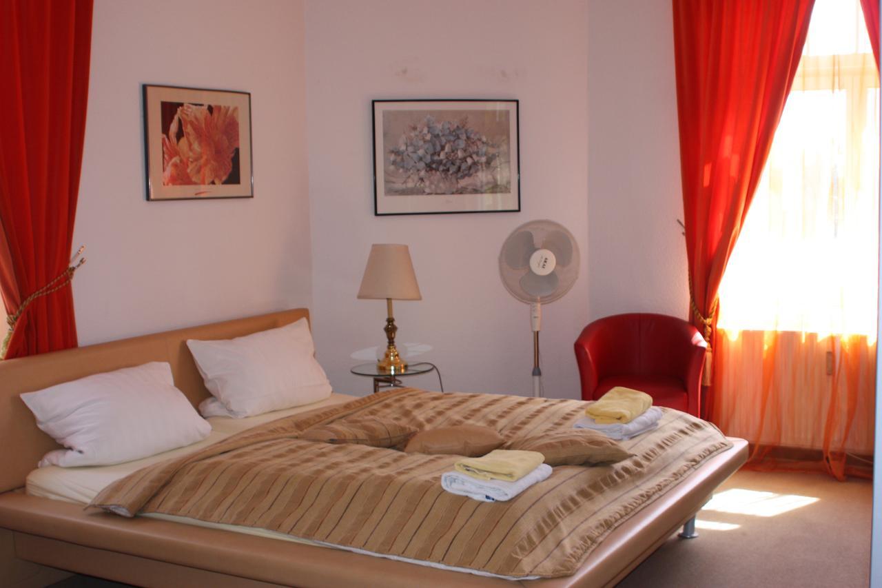 דרזדן Villa De Baron מראה חיצוני תמונה